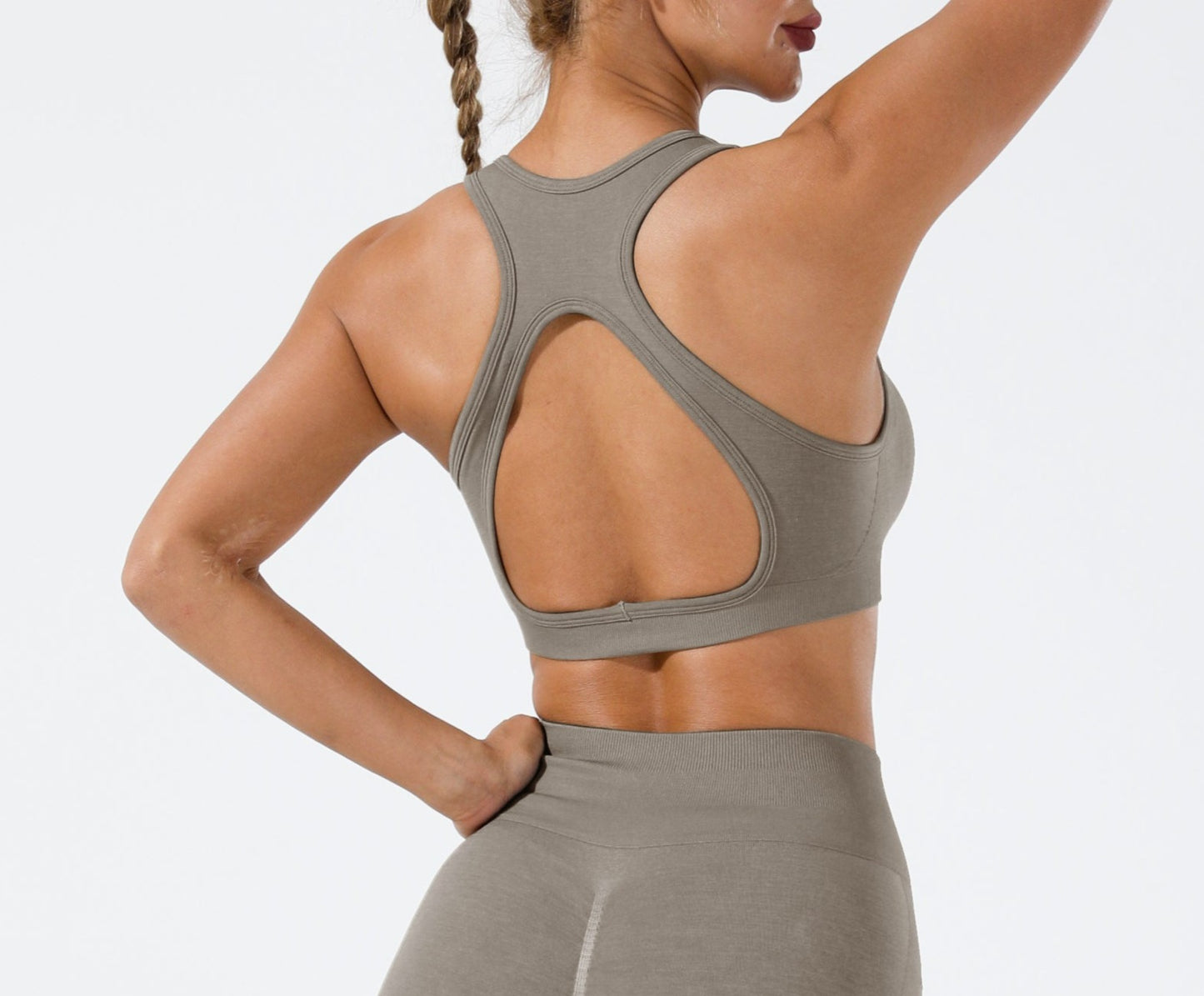 LILIEUX - Cut Out Define Luxe Sports Bra in Sage