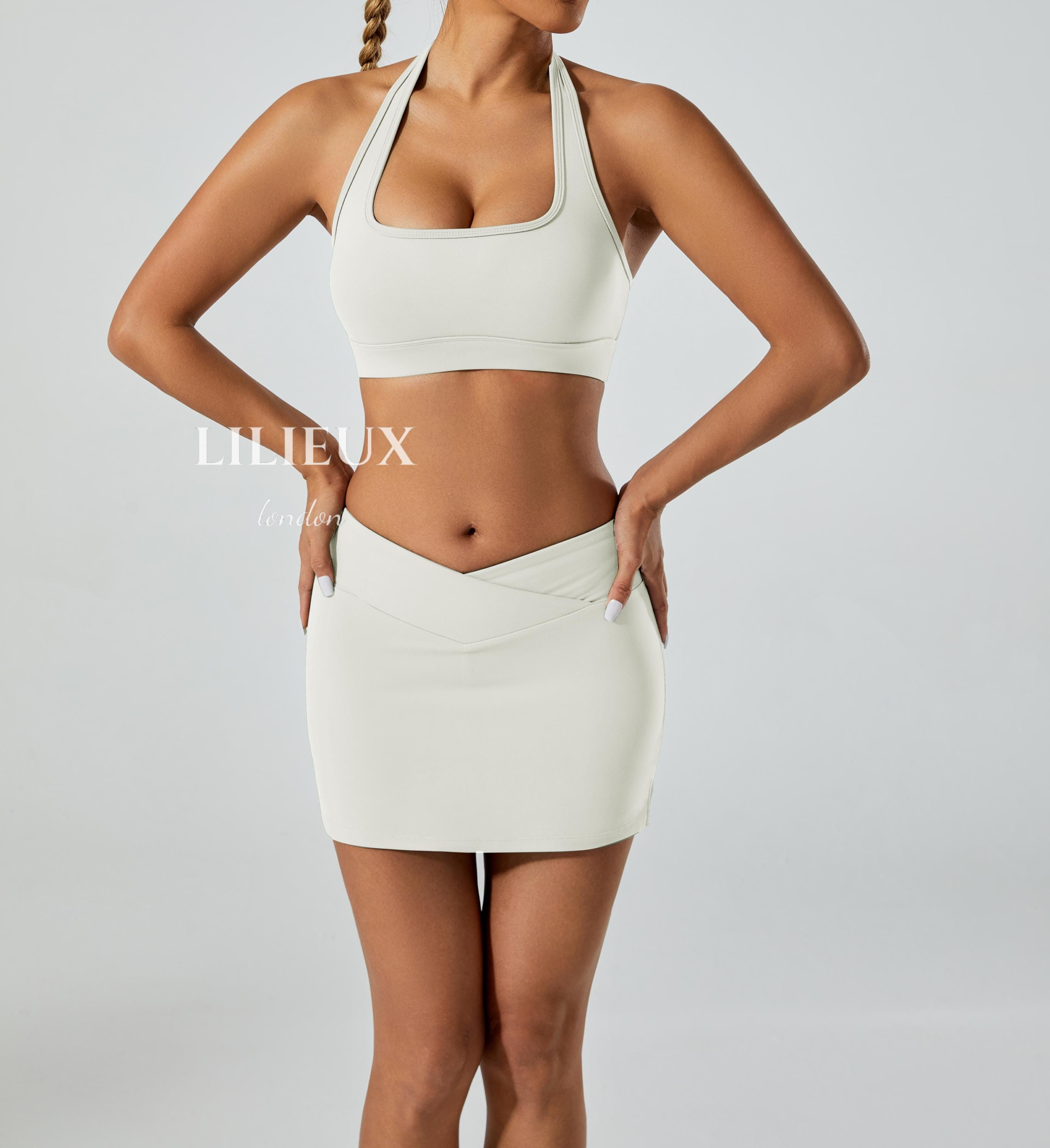 Halter Sports Bra and Skirt Set – Seamless Activewear